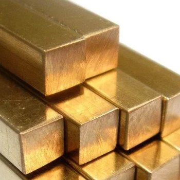 Латунный квадрат прессованный 100х100 мм ЛС58-3 ГОСТ 2060-2006 в наличии в Магадане