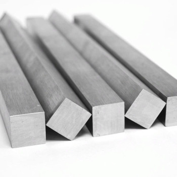 Квадрат нержавеющий 100х100 мм AISI 310S в наличии в Магадане